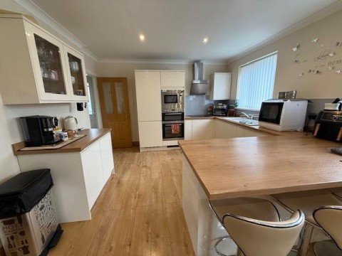 View Full Details for Silvertop Gardens, Greenside,